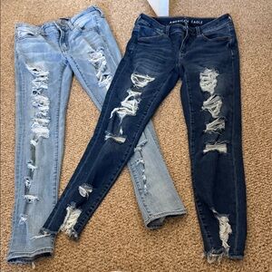 American Eagle Outfitters Women's Ripped Blue and Light Blue Skinny Jeans size 4